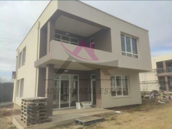 Къща в Варна, м-т Боровец - юг - 200 кв.м за 1250 €/кв.м - Снимка #1