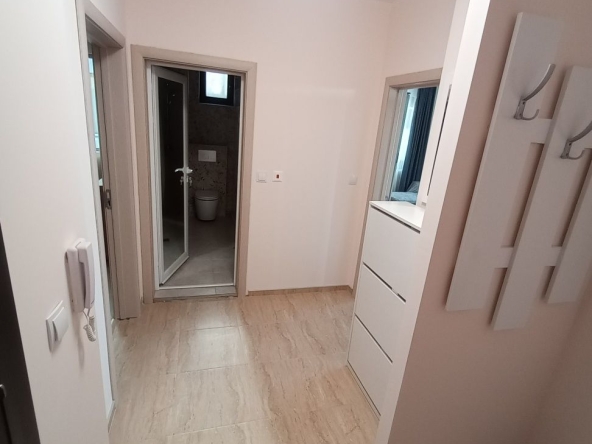 Дава се под наем Двустаен апартамент в Свиленград - 66 кв.м за 398.82 € - Снимка #1