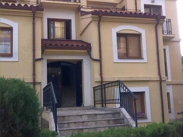 Дава се под наем Двустаен апартамент в с. Кранево, Област Добрич - 79 кв.м за 850 € - Снимка #1