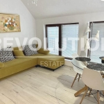 Дава се под наем Двустаен апартамент в Варна, Колхозен пазар - 65 кв.м за 475 € - Снимка #1