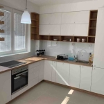 Дава се под наем Двустаен апартамент в Пловдив, Въстанически - 57 кв.м за 306 € - Снимка #1