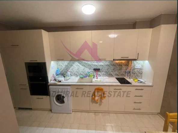 Дава се под наем Тристаен апартамент в Варна, Аспарухово - 75 кв.м за 500 € - Снимка #1