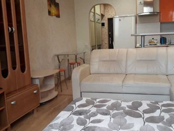 Дава се под наем Двустаен апартамент в Пловдив, Западен - 65 кв.м за 255 € - Снимка #1