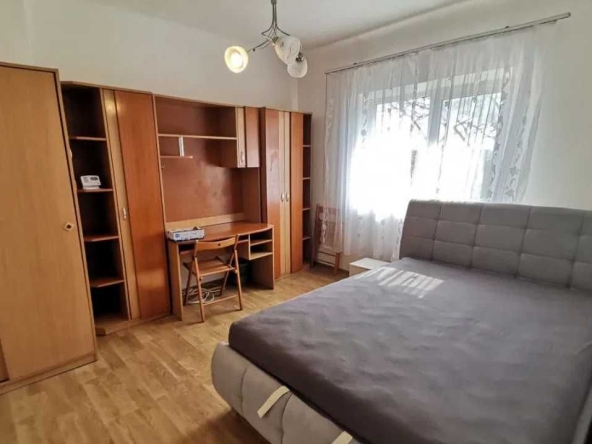 Дава се под наем Едностаен апартамент в Пловдив, Кършияка - 34 кв.м за 188.7 € - Снимка #1