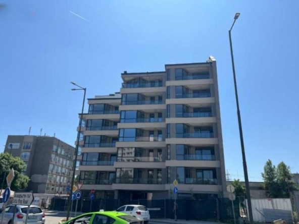 Тристаен апартамент в София, Дървеница - 99 кв.м за 1185 €/кв.м - Снимка #1
