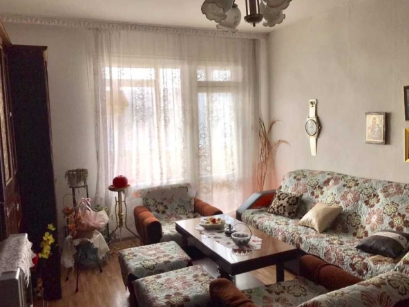 Двустаен апартамент в Айтос - 62 кв.м за 791 €/кв.м - Снимка #1