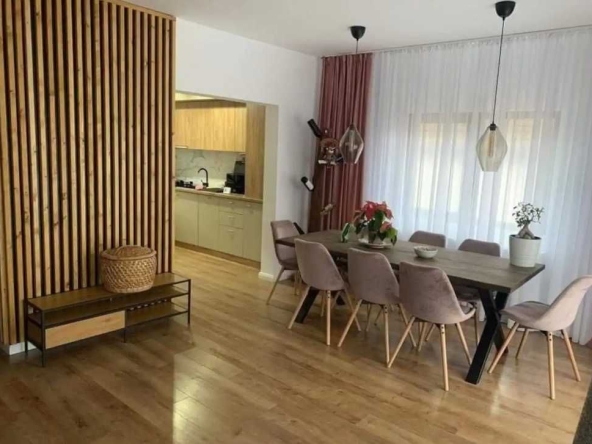 Дава се под наем Двустаен апартамент в Пловдив, Каменица 1 - 60 кв.м за 255 € - Снимка #1