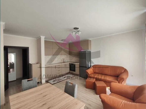 Дава се под наем Тристаен апартамент в Варна, Гранд Мол Варна - 90 кв.м за 675 € - Снимка #1