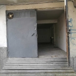 Дава се под наем Гараж / Паркомясто в Варна, Автогара - 35 кв.м за 112.2 € - Снимка #1