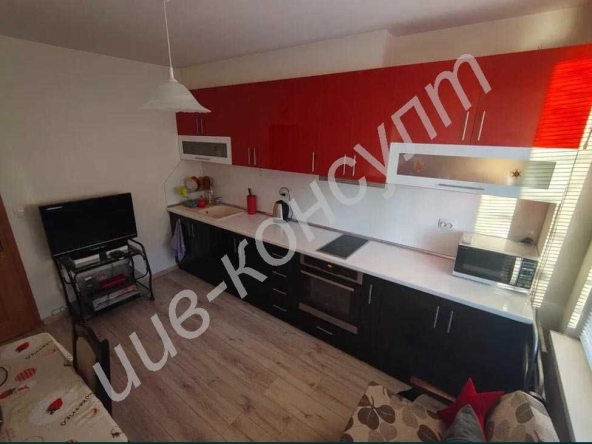 Тристаен апартамент в Велико Търново, Колю Фичето - 85 кв.м за 1636 €/кв.м - Снимка #1