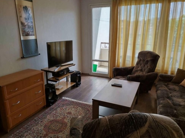 Дава се под наем Двустаен апартамент в София, Център - 65 кв.м за 614 € - Снимка #1