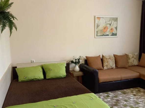 Дава се под наем Едностаен апартамент в Пловдив, Остромила - 40 кв.м за 198.9 € - Снимка #1