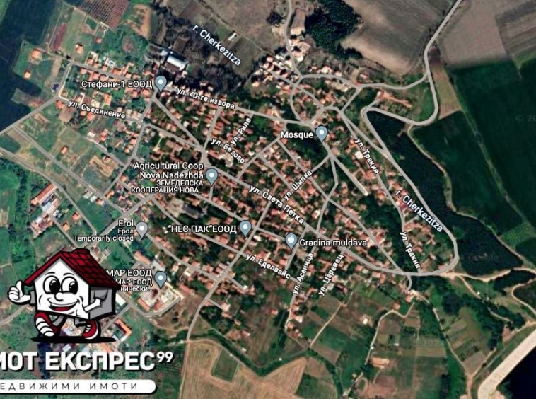 Земеделски имот в с. Мулдава, Област Пловдив -  кв.м за 10200 €/дка - Снимка #1