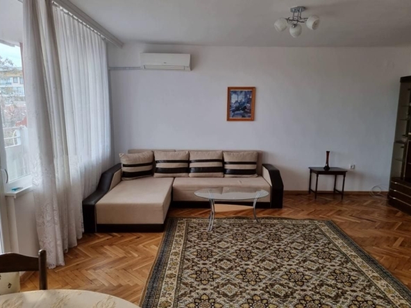 Дава се под наем Тристаен апартамент в Пловдив, Мараша - 105 кв.м за 500 € - Снимка #1