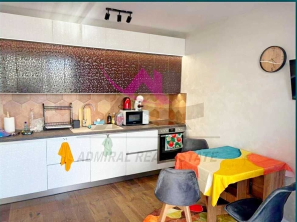 Дава се под наем Едностаен апартамент в Варна, Център - 45 кв.м за 409 € - Снимка #1