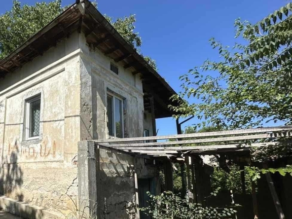 Къща в Велико Търново, Акация - 90 кв.м за 261 €/кв.м - Снимка #1