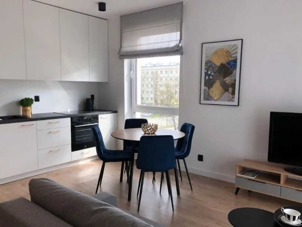 Дава се под наем Двустаен апартамент в Пловдив, Южен - 60 кв.м за 280.5 € - Снимка #1