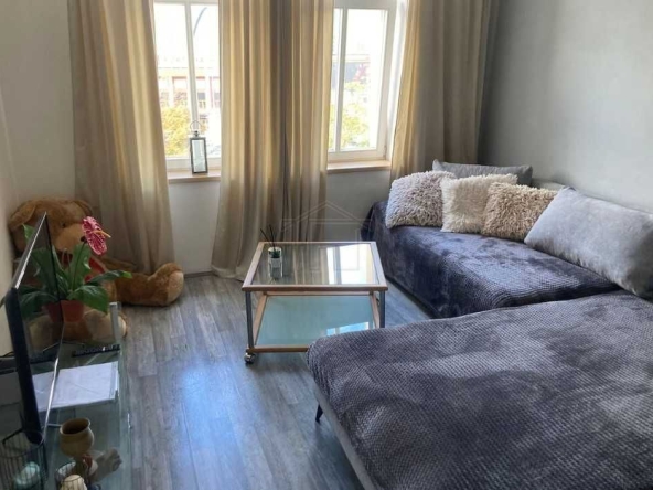 Дава се под наем Двустаен апартамент в Пловдив, Въстанически - 68 кв.м за 255 € - Снимка #1