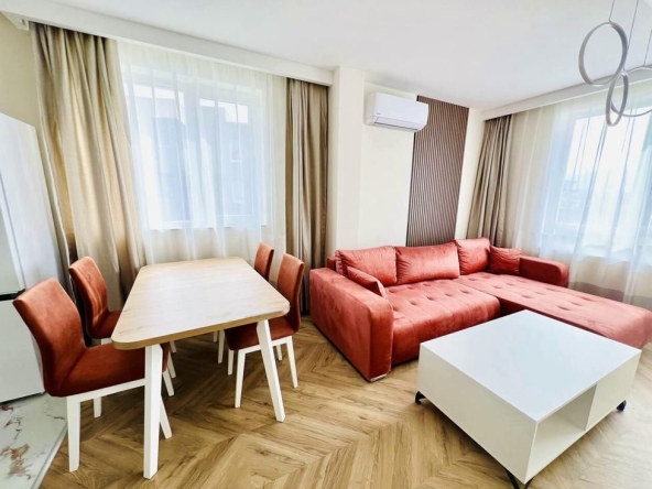 Дава се под наем Двустаен апартамент в Пловдив, Остромила - 65 кв.м за 500 € - Снимка #1