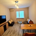 Дава се под наем Двустаен апартамент в Варна, Център - 50 кв.м за 613 € - Снимка #1