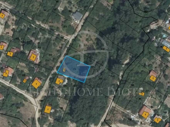 Парцел в с. Брестник, Област Пловдив - 600 кв.м за 50 €/кв.м - Снимка #1