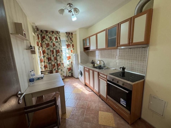 Дава се под наем Двустаен апартамент в Пловдив, Мараша - 68 кв.м за 408 € - Снимка #1