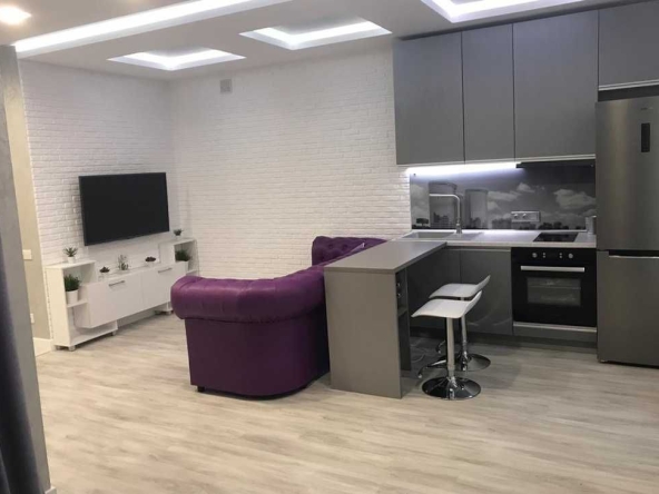 Дава се под наем Двустаен апартамент в Бургас, Победа - 65 кв.м за 239.7 € - Снимка #1