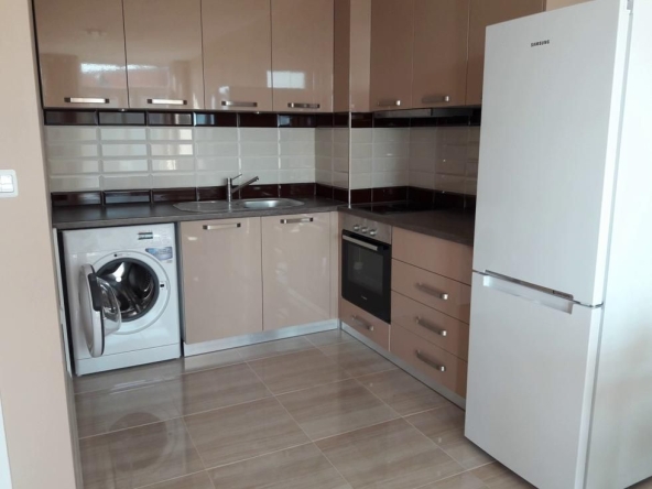 Дава се под наем Двустаен апартамент в Пловдив, Западен - 60 кв.м за 400 € - Снимка #1