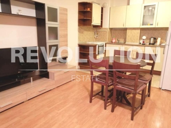 Дава се под наем Двустаен апартамент в Варна, Бриз - 70 кв.м за 450 € - Снимка #1