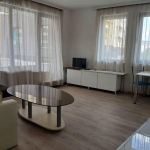 Дава се под наем Двустаен апартамент в София, Оборище - 96 кв.м за 949 € - Снимка #1