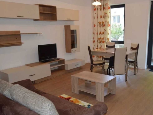 Дава се под наем Двустаен апартамент в Пловдив, Център - 60 кв.м за 255 € - Снимка #1