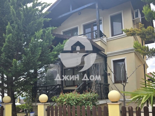 Къща в с. Кошарица, Област Бургас - 150 кв.м за 680 €/кв.м - Снимка #1