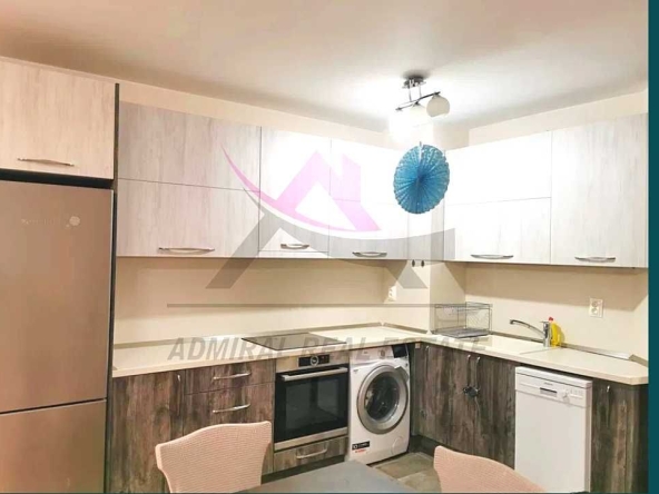 Дава се под наем Тристаен апартамент в Варна, Бриз - 91 кв.м за 614 € - Снимка #1