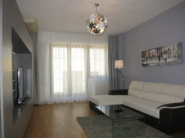 Дава се под наем Двустаен апартамент в Пловдив, Изгрев - 65 кв.м за 331.5 € - Снимка #1