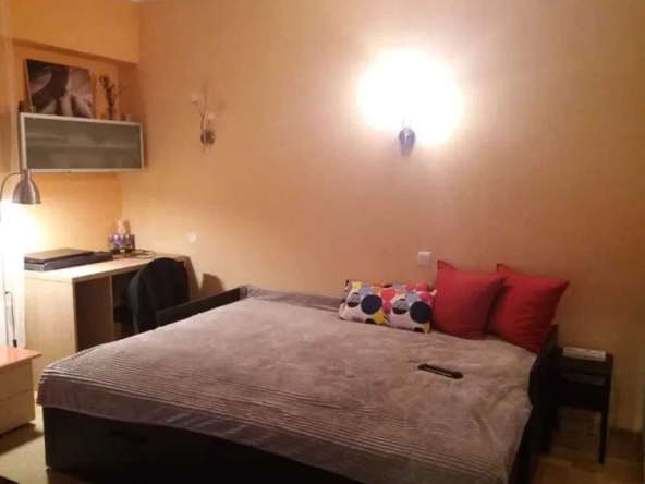 Дава се под наем Едностаен апартамент в Бургас, Лазур - 30 кв.м за 158.1 € - Снимка #1