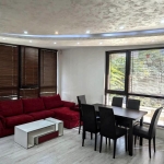 Дава се под наем Тристаен апартамент в Пловдив, Кършияка - 100 кв.м за 700 € - Снимка #1