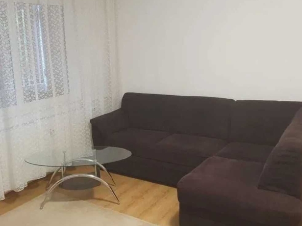 Дава се под наем Тристаен апартамент в Пловдив, Център - 90 кв.м за 306 € - Снимка #1