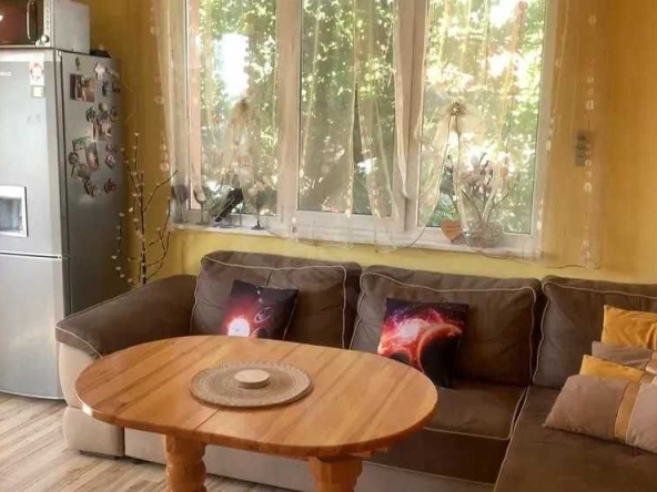 Етаж от къща в Бургас, Долно Езерово - 120 кв.м за 1084 €/кв.м - Снимка #1