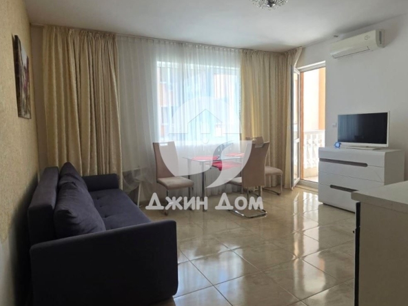 Двустаен апартамент в к.к. Слънчев бряг - 55 кв.м за 1328 €/кв.м - Снимка #1
