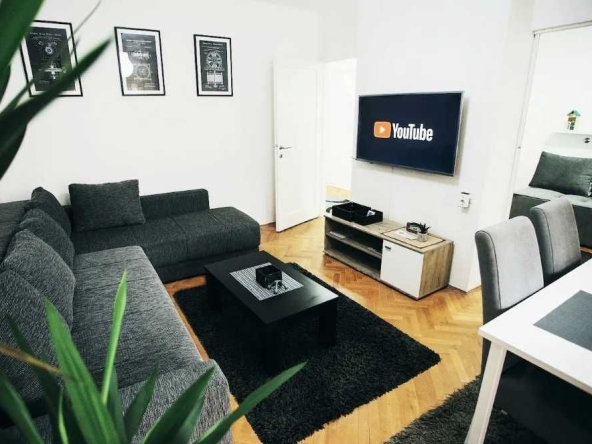 Дава се под наем Двустаен апартамент в Пловдив, Гагарин - 46 кв.м за 235 € - Снимка #1