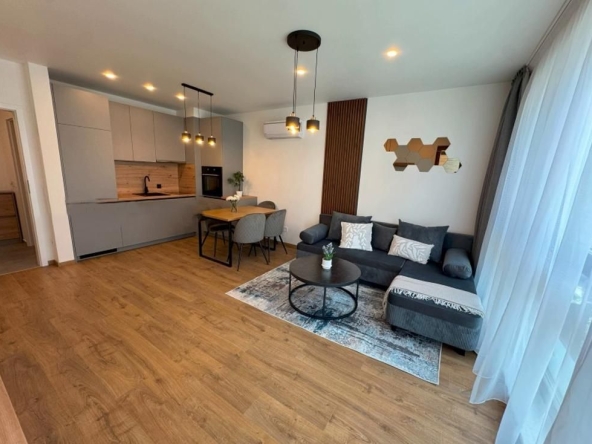 Дава се под наем Двустаен апартамент в София, Кръстова вада - 66 кв.м за 700 € - Снимка #1