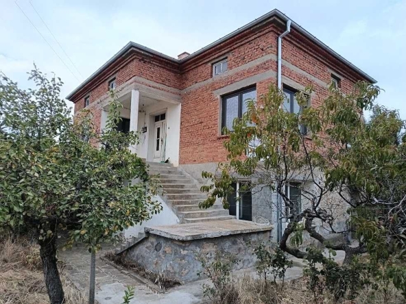 Къща в с. Младиново, Област Хасково - 150 кв.м за 221 €/кв.м - Снимка #1