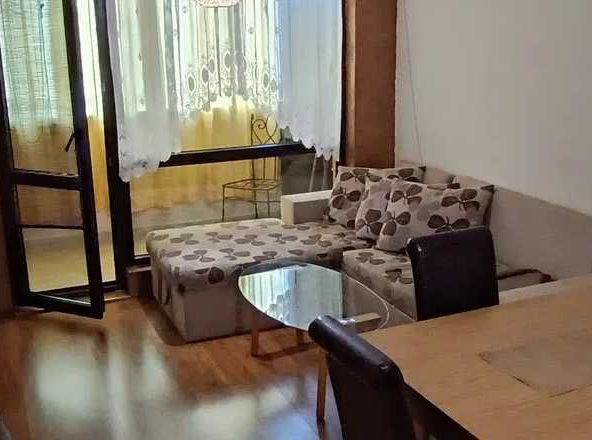 Дава се под наем Двустаен апартамент в Пловдив, Кючук Париж - 60 кв.м за 325 € - Снимка #1