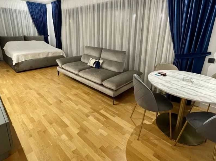 Дава се под наем Едностаен апартамент в Пловдив, Кючук Париж - 40 кв.м за 209.1 € - Снимка #1