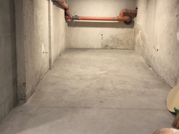 Гараж / Паркомясто в Пловдив, Кършияка - 24 кв.м за 850 €/кв.м - Снимка #1