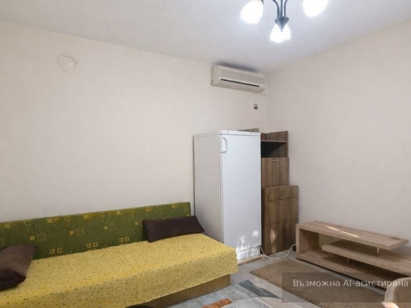 Дава се под наем Къща в Варна, Зимно кино Тракия - 50 кв.м за 398.82 € - Снимка #1