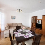 Дава се под наем Двустаен апартамент в Варна, Чайка - 63 кв.м за 628.32 € - Снимка #1