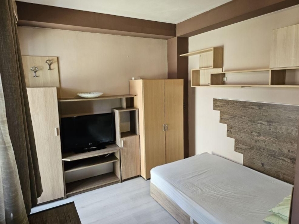 Дава се под наем Едностаен апартамент в Варна, ВИНС - 20 кв.м за 225 € - Снимка #1