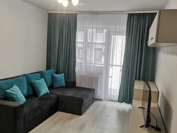 Дава се под наем Едностаен апартамент в Пловдив, Тракия - 45 кв.м за 153 € - Снимка #1
