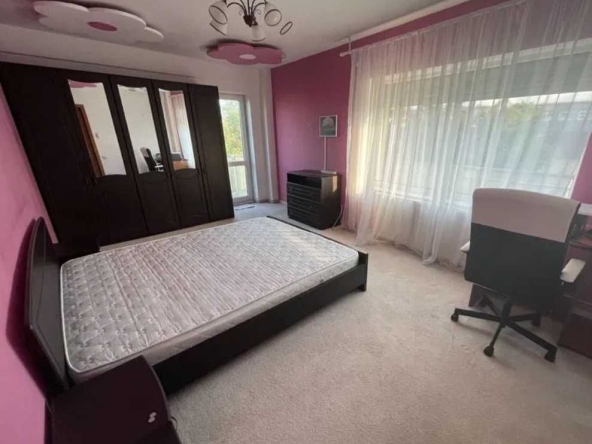 Дава се под наем Двустаен апартамент в Пловдив, Гагарин - 60 кв.м за 318.75 € - Снимка #1